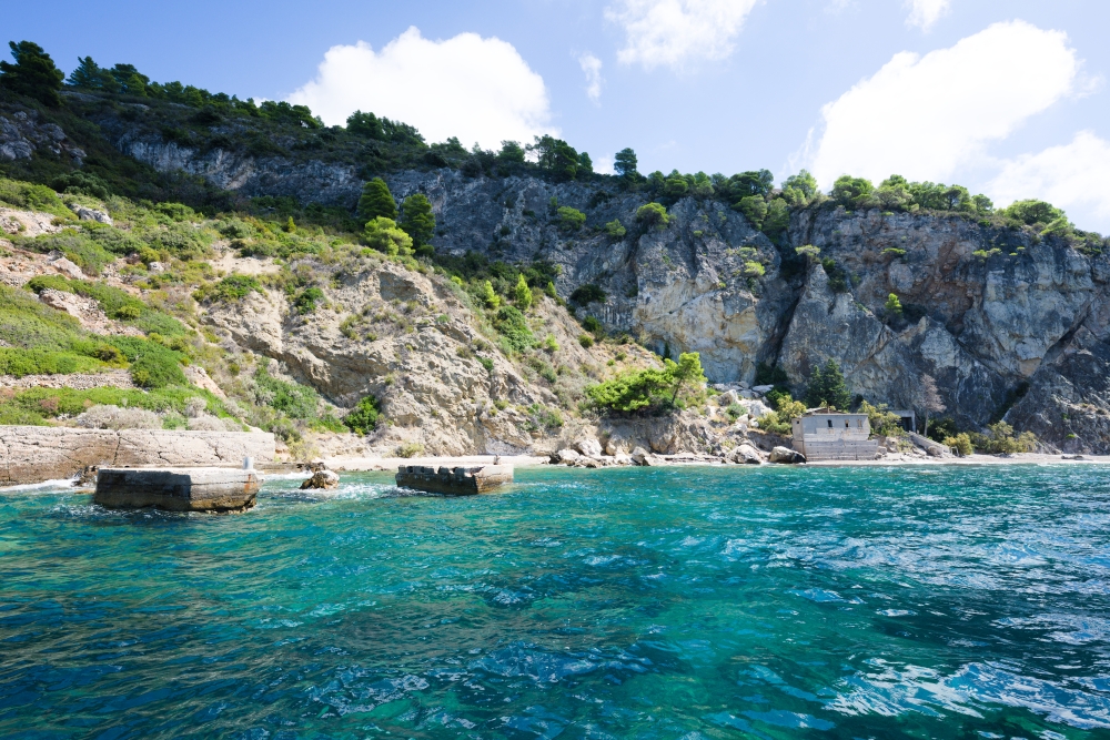 the beach where Pizdica springs are found